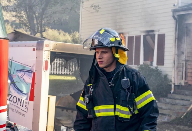Кадр из «911 служба спасения» 2 сезон 14 серия