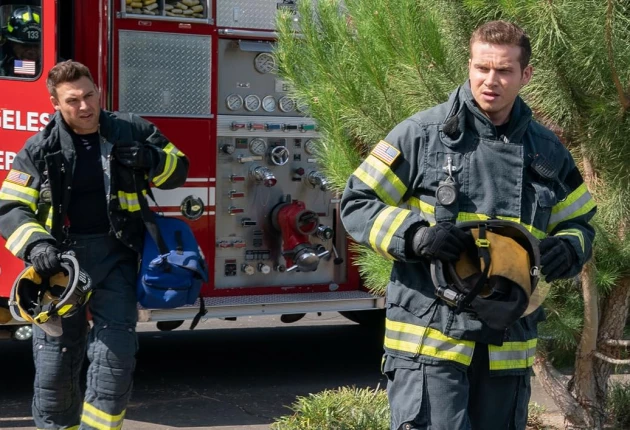 Кадр из «911 служба спасения» 6 сезон 2 серия